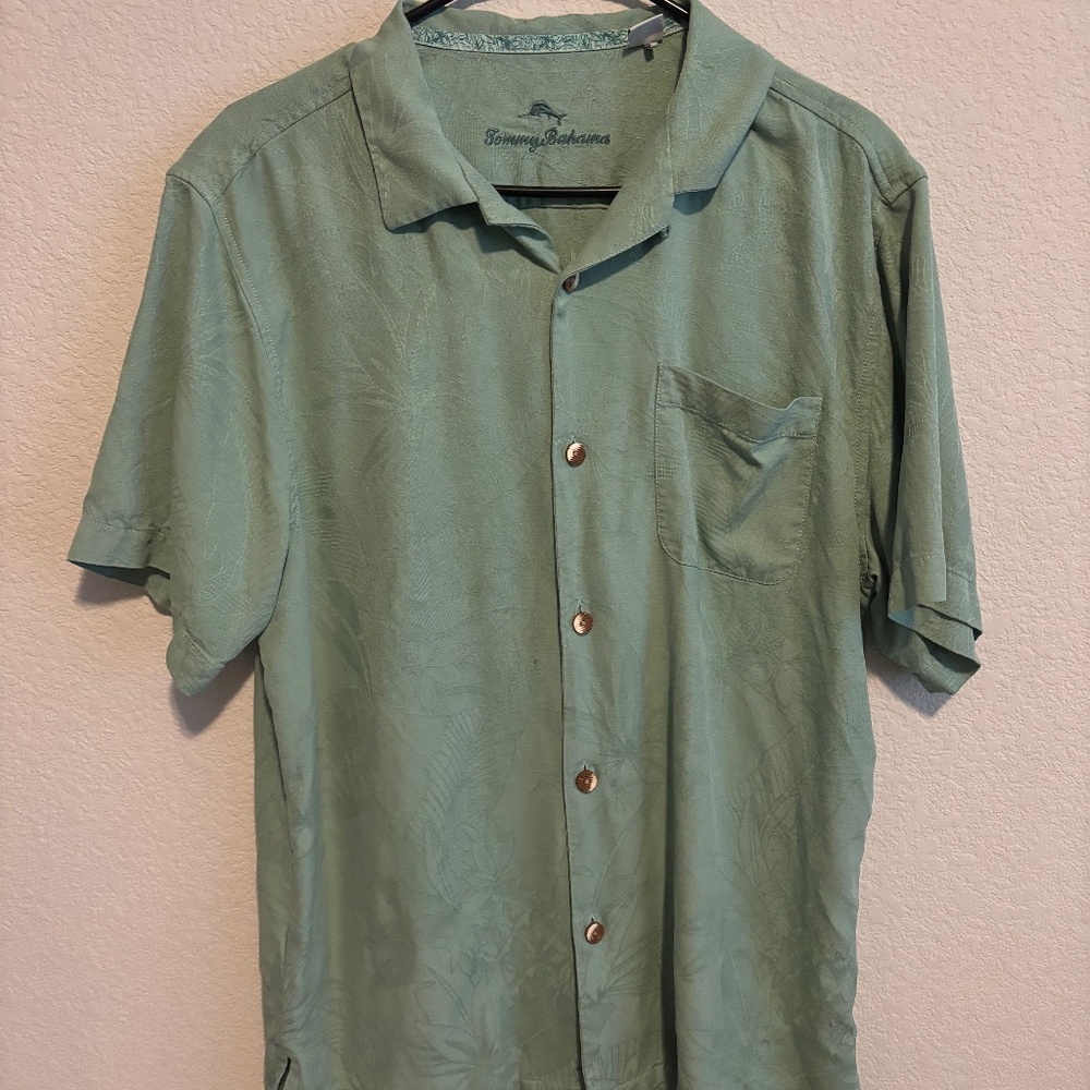 Tommy Bahama Button Up